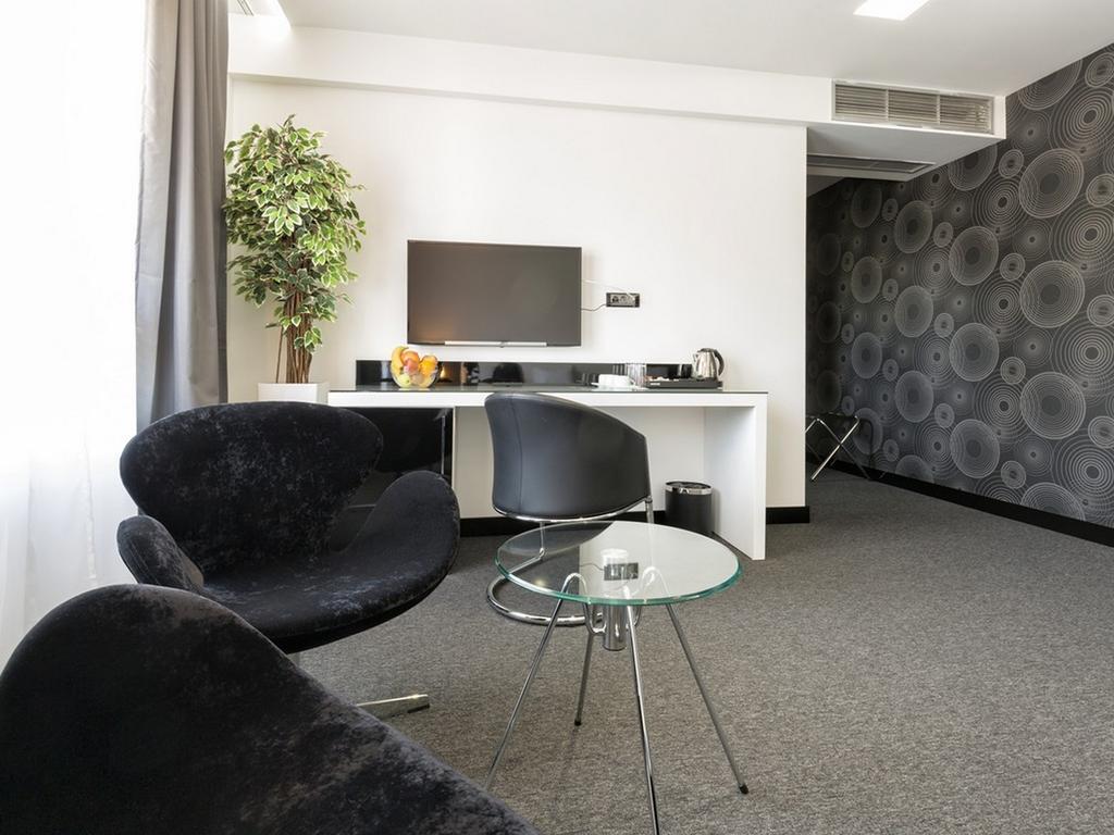 Nova City Garni Hotel Signature Collection Belgrade Exterior photo